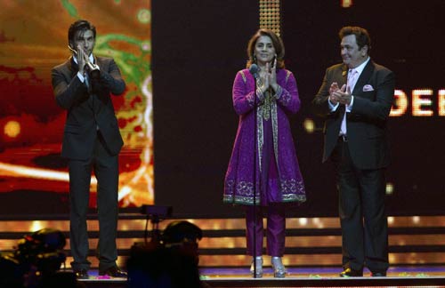 आईफा समारोह में सितारों की मस्‍ती । सितारों का जमघट