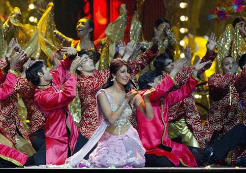 आईफा समारोह में सितारों की मस्‍ती । सितारों का जमघट