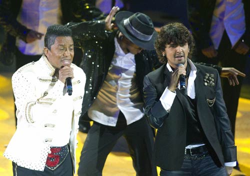 आईफा समारोह में सितारों की मस्‍ती । सितारों का जमघट