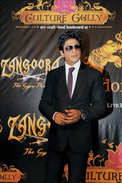 आईफा समारोह में सितारों की मस्‍ती । सितारों का जमघट