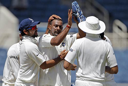 भारत ने वेस्टइंडीज से जीता किंग्सटन टेस्ट | पढ़ें