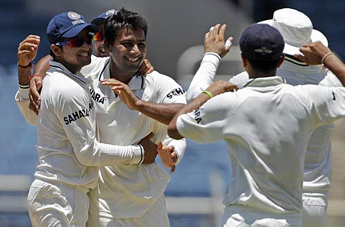 भारत-वेस्टइंडीज किंग्सटन टेस्ट, दूसरे दिन की झलकियां