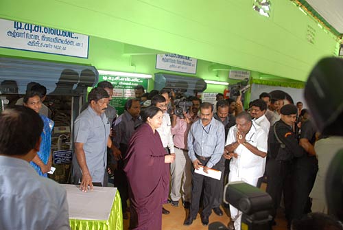 11 जून 2011: तस्‍वीरों में दिनभर की बड़ी खबरें