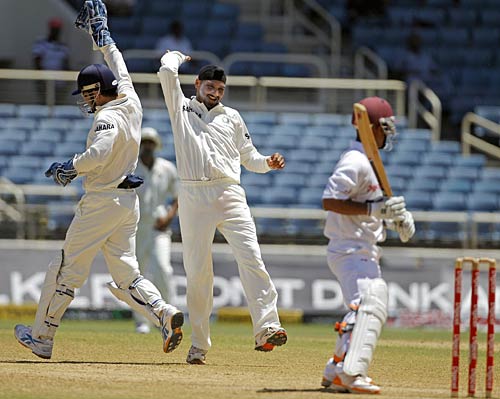 भारत-वेस्टइंडीज किंग्सटन टेस्ट, तीसरे दिन की झलकियां