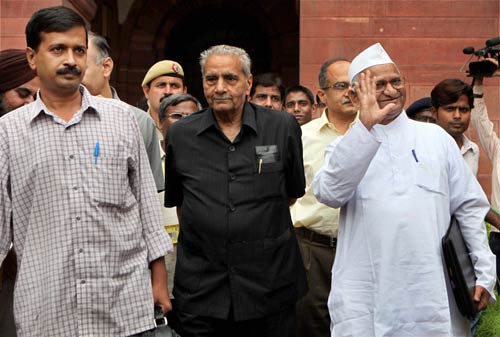 20 जून 2011: तस्‍वीरों में देखें दिनभर की बड़ी खबरें