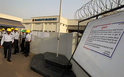 11 जून 2011: तस्‍वीरों में दिनभर की बड़ी खबरें