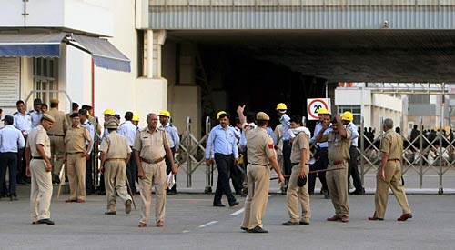 10 जून 2011: तस्‍वीरों में दिनभर की बड़ी खबरें