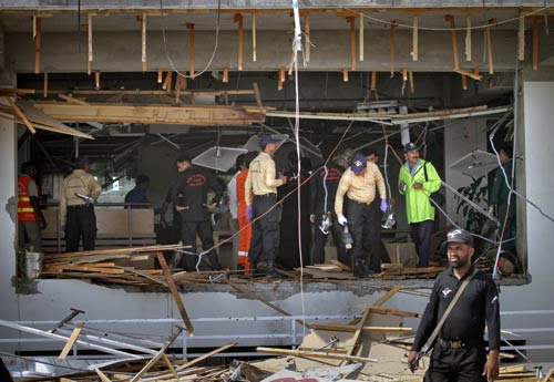 13 जून 2011: तस्‍वीरों में देखें दिनभर की बड़ी खबरें