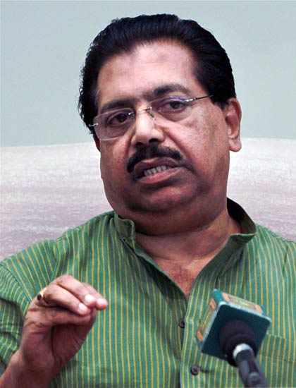 7 जून 2011: तस्‍वीरों में दिनभर की बड़ी खबरें