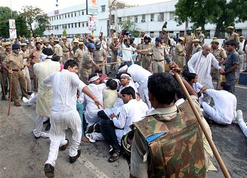 23 जून 2011: तस्‍वीरों में देखें दिनभर की बड़ी खबरें