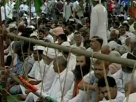 क्‍या हुआ अन्‍ना के अनशन में? । क्‍यों किया अन्‍ना ने अनशन?