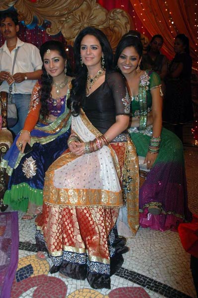 रतन राजपूत की मेहंदी की रस्म | फोटो: रतन के दिवाने