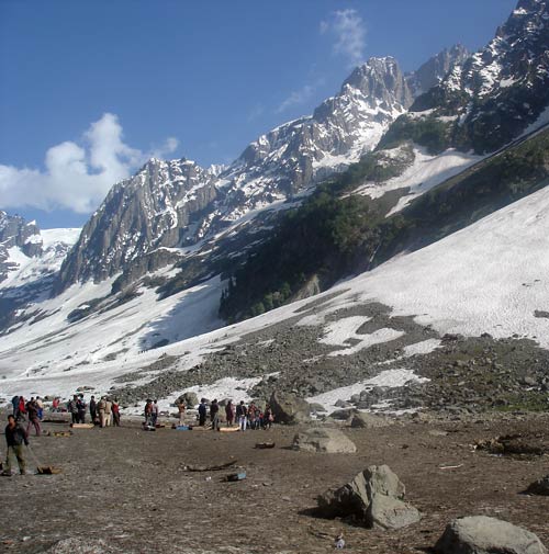 इन गर्मियों में सैर करें 'जन्नत' की... | देखें दार्जीलिंग