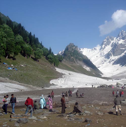 इन गर्मियों में सैर करें 'जन्नत' की... | देखें दार्जीलिंग