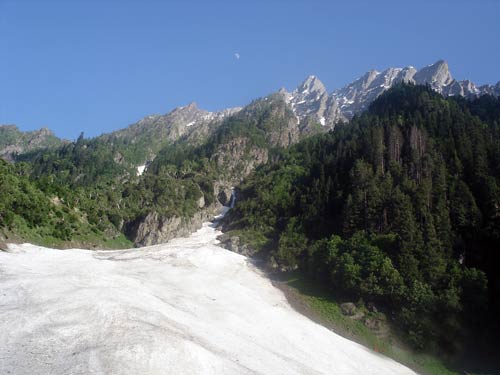 इन गर्मियों में सैर करें 'जन्नत' की... | देखें दार्जीलिंग