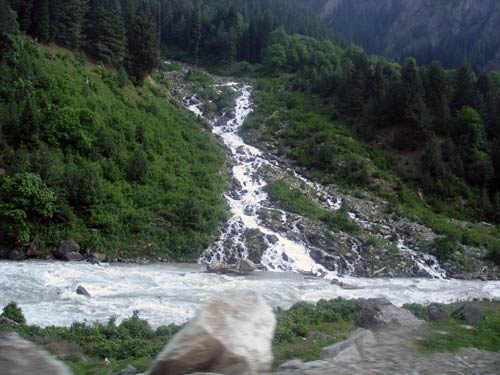 इन गर्मियों में सैर करें 'जन्नत' की... | देखें दार्जीलिंग