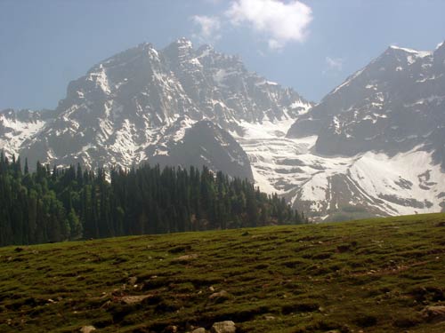 इन गर्मियों में सैर करें 'जन्नत' की... | देखें दार्जीलिंग