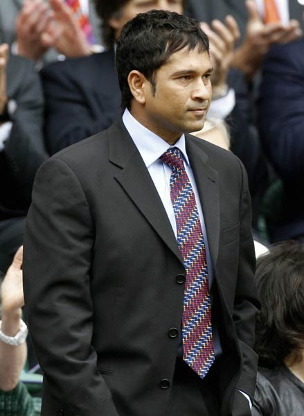 विंबलडन देखने पहुंचे सचिन तेंदुलकर | सचिन पर विशेष