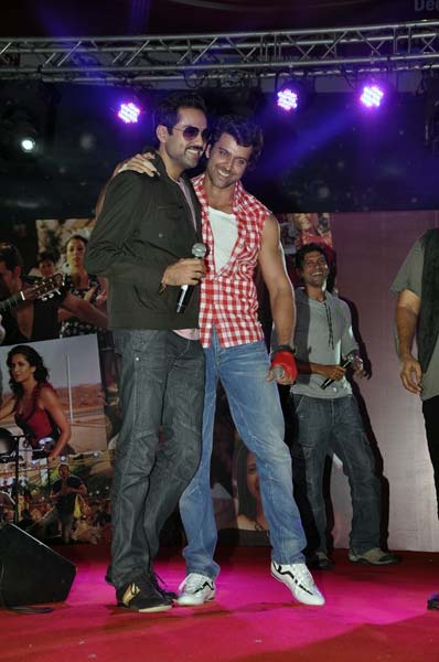 'जिंदगी मिले ना दोबारा' का म्‍यूजिक लांच । कैट के जलवे