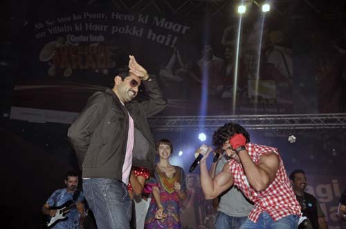 'जिंदगी मिले ना दोबारा' का म्‍यूजिक लांच । कैट के जलवे