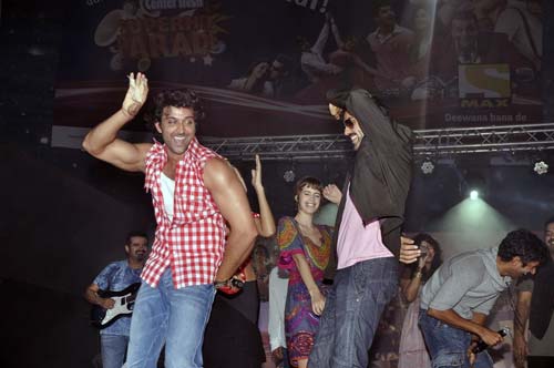 'जिंदगी मिले ना दोबारा' का म्‍यूजिक लांच । कैट के जलवे