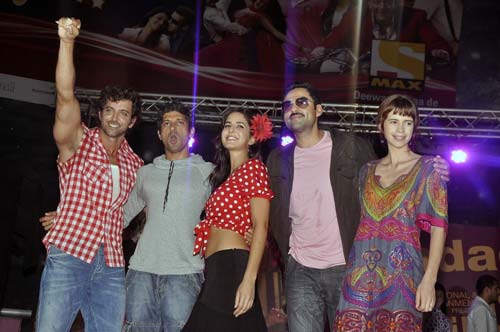 'जिंदगी मिले ना दोबारा' का म्‍यूजिक लांच । कैट के जलवे