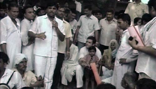 राहुल की 'पदयात्रा' की ताजा तस्‍वीरें । भट्टा में भड़की आग