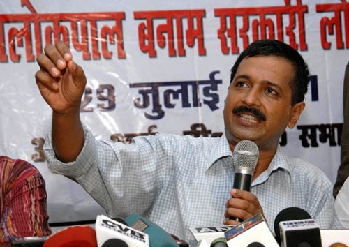 तस्‍वीरों में बीते सप्‍ताह की बड़ी खबरें | हिना का नायाब स्‍टाइल