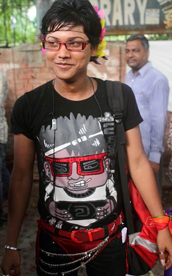 समलैंगिकों ने मनाई दूसरी सालगिरह...