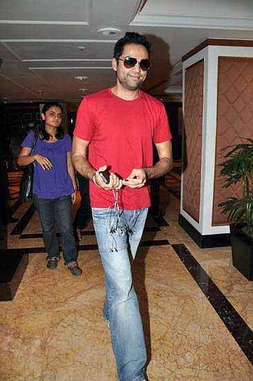 बीते सप्‍ताह बॉलीवुड की हलचल । शाहिद की मस्‍ती