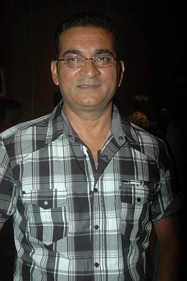 गायक सुदेश भोंसले की जन्‍मदिन पार्टी । आईफा में सितारे