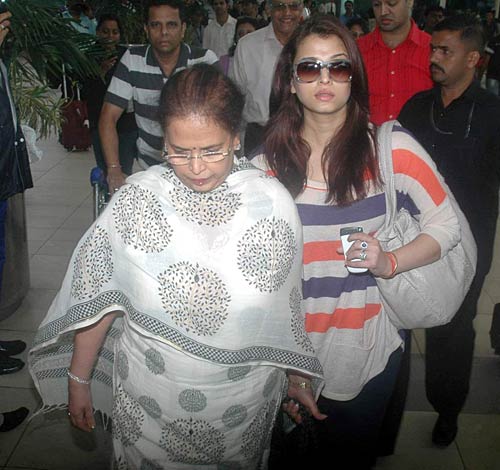 बीते सप्‍ताह बॉलीवुड की हलचल । शाहिद की मस्‍ती