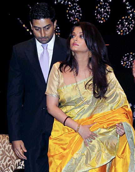 बीते सप्‍ताह बॉलीवुड की हलचल । शाहिद की मस्‍ती