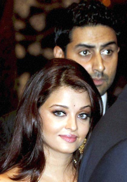 आजतक पर मम्‍मी ऐश की पहली झलक | ऐश को मातृत्‍व सुख