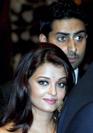 बीते सप्‍ताह बॉलीवुड की हलचल । शाहिद की मस्‍ती