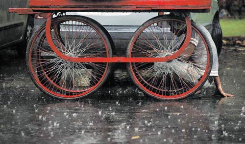 बीते सप्‍ताह बॉलीवुड की हलचल | स्विमसूट में जलपरियां