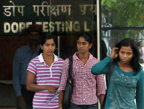 8 जुलाई 2011: तस्‍वीरों में देखें दिनभर की बड़ी खबरें