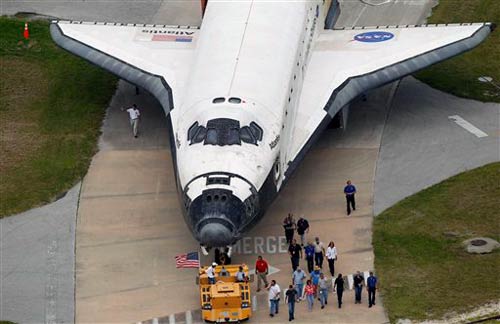 21 जुलाई 2011: तस्‍वीरों में दिनभर की बड़ी खबरें | पढ़ें