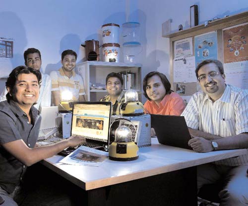 ये जो देश है मेरा, स्‍वदेश है मेरा... | घर लौटे सपूत