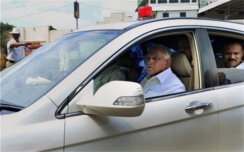 28 जुलाई 2011: तस्‍वीरों में देखें दिनभर की बड़ी खबरें | पढ़ें