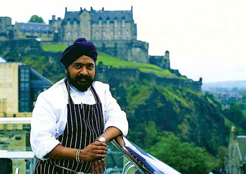 देखें: बीते सप्‍ताह बॉलीवुड की हलचल । 'पेटा' में सुंदरियां