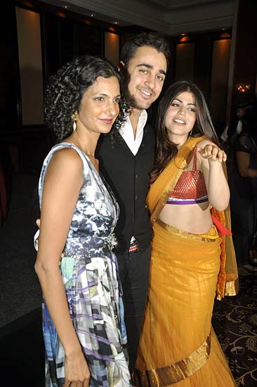 बीते सप्‍ताह बॉलीवुड की हलचल । शाहिद की मस्‍ती