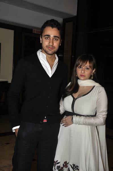 'डेल्ही बेली' की कामयाबी पर थिरके सितारे । म्‍यूजिक लांच