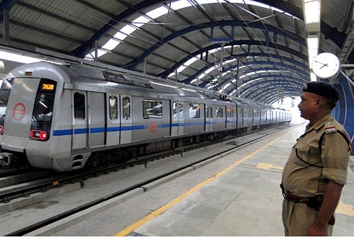 14 जुलाई 2011: तस्‍वीरों में देखें दिनभर की खबरें