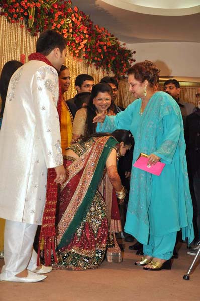 डॉ शैफाली की शादी में बॉलीवुड हस्‍तियां । फोटो: प्रेम कहानी