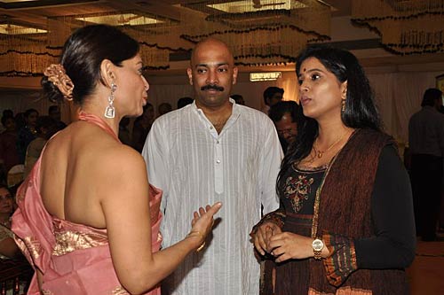 डॉ शैफाली की शादी में बॉलीवुड हस्‍तियां । फोटो: प्रेम कहानी