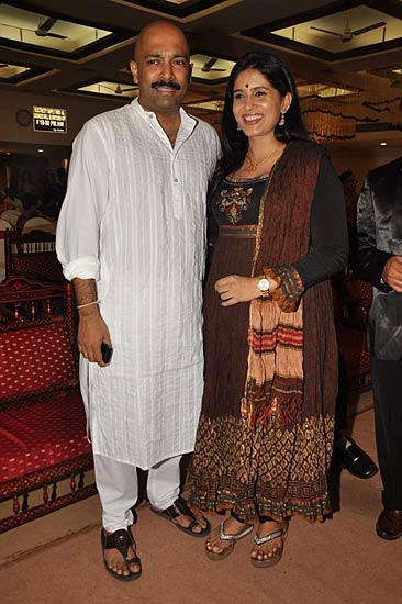 डॉ शैफाली की शादी में बॉलीवुड हस्‍तियां । फोटो: प्रेम कहानी