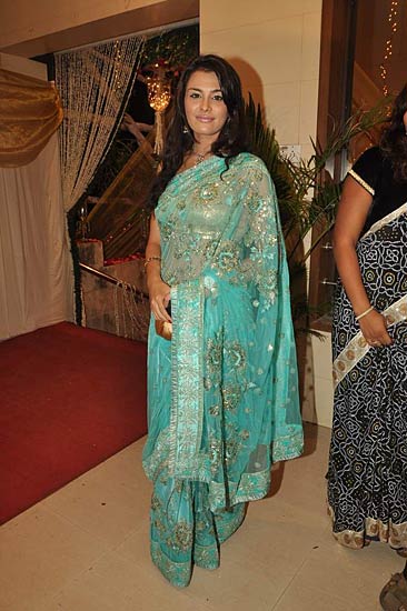 डॉ शैफाली की शादी में बॉलीवुड हस्‍तियां । फोटो: प्रेम कहानी