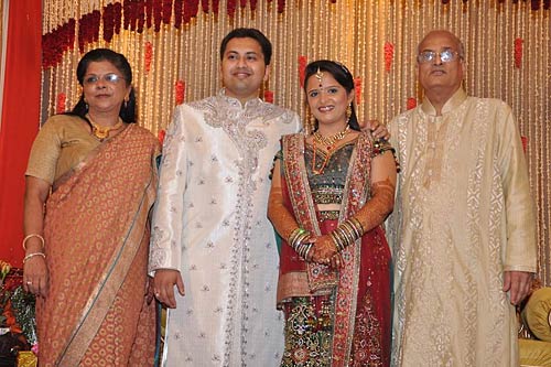 डॉ शैफाली की शादी में बॉलीवुड हस्‍तियां । फोटो: प्रेम कहानी