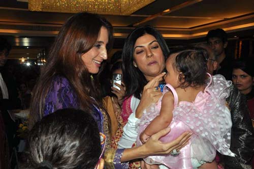 डॉ शैफाली की शादी में बॉलीवुड हस्‍तियां । फोटो: प्रेम कहानी